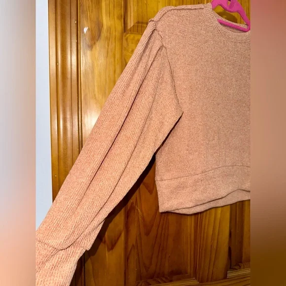 SO Women's Heathered Orange Ribbed Crew Neck Sweater - Picture 2 of 6